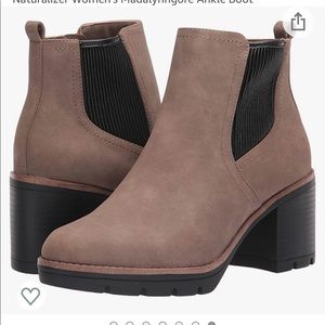 Beige womens naturalizer booties